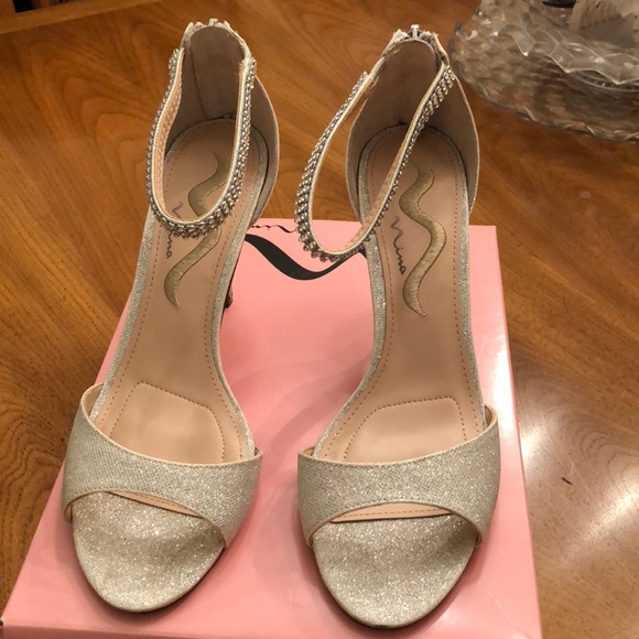 Shoes - Picture 3 of 3